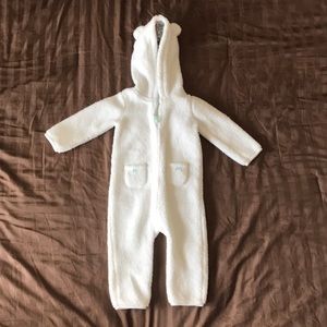 Carter’s fleece jumpsuit - size 12 mo